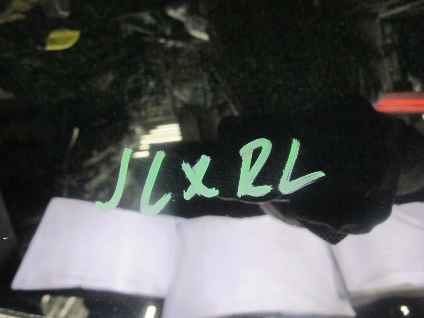 2004-2007 Lexus J100 LX470 Rear Left Quarter Glass Window