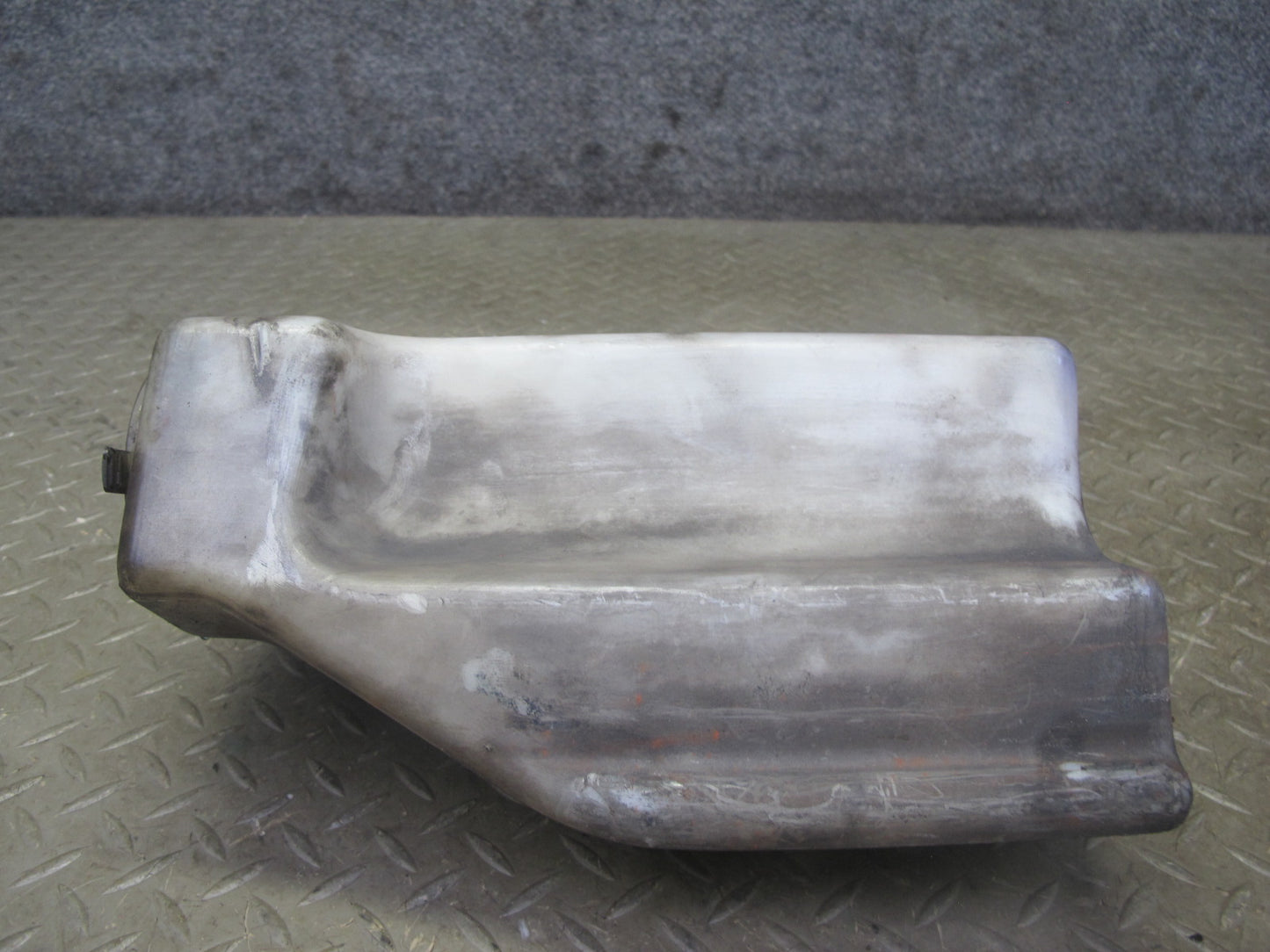 74-85 Mercedes W123 300D 240D Windshield Washer Fluid Reservoir Tank w Pump OEM
