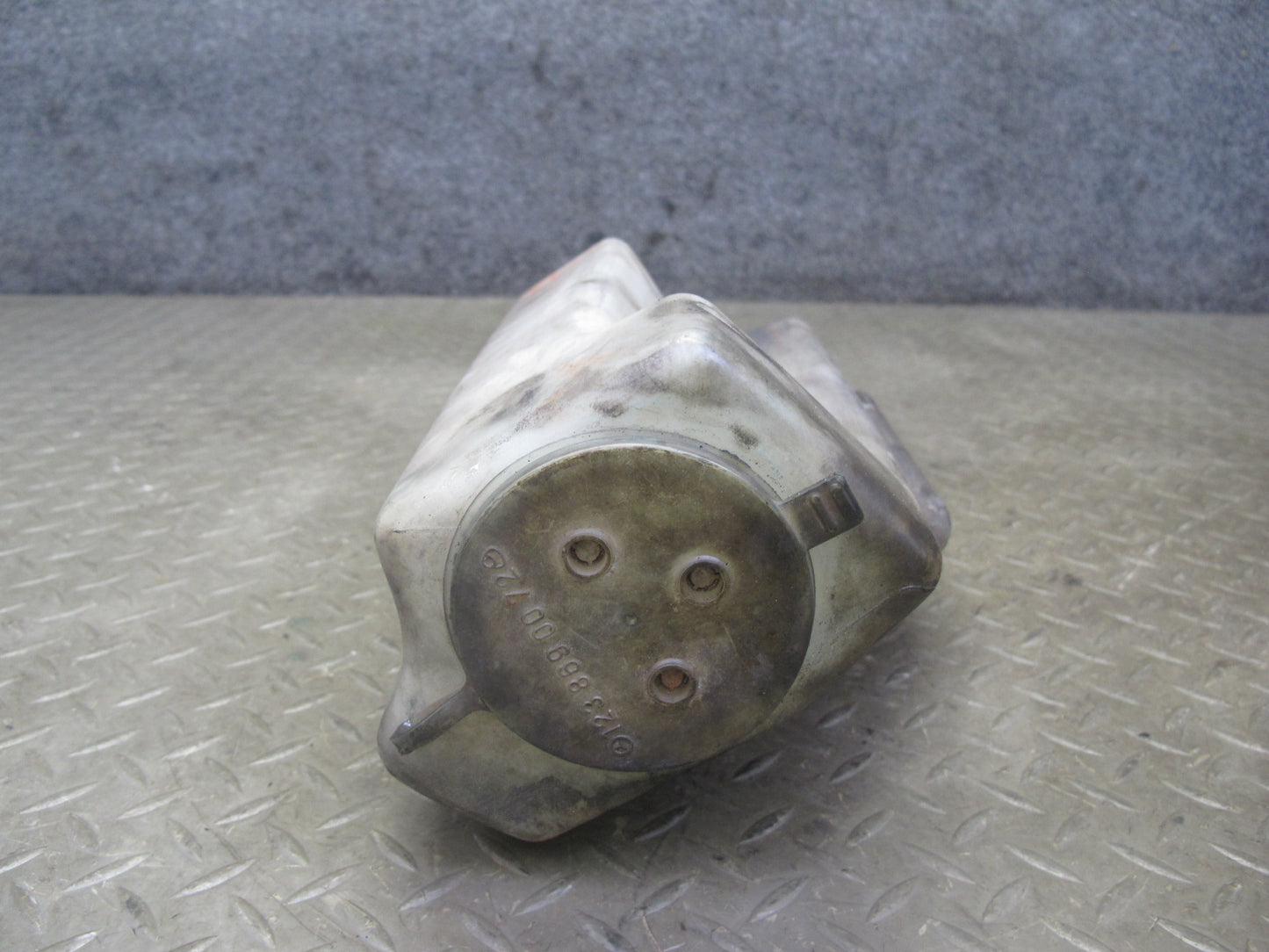 74-85 Mercedes W123 300D 240D Windshield Washer Fluid Reservoir Tank w Pump OEM