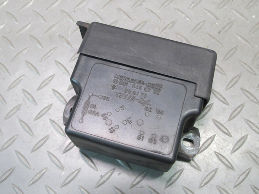 81-83 Mercedes W123 240D Diesel Glow Plug Relay 0015459732 OEM