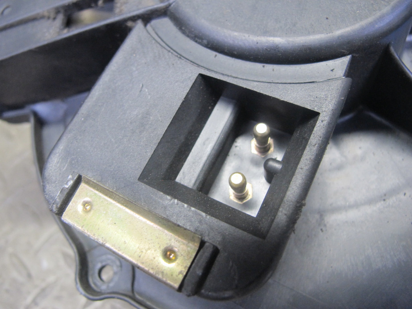 74-85 Mercedes W123 300D 240D A/C Heater Blower Motor Fan OEM