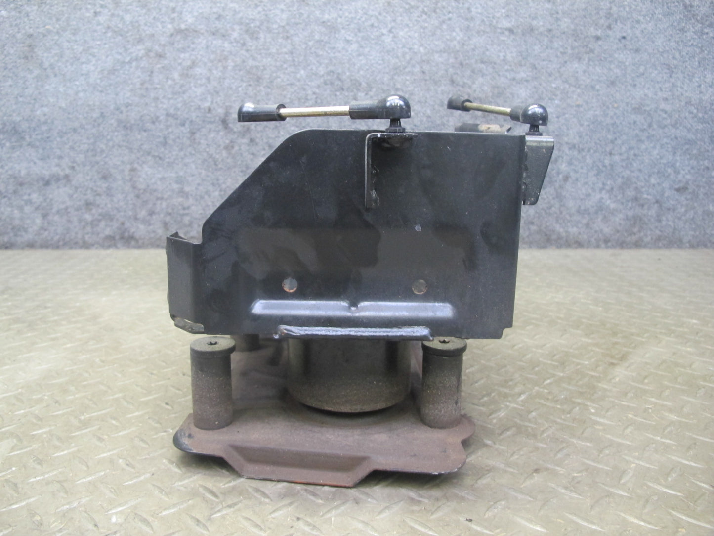 01-06 BMW E46 330ci Convertible Battery Tray Vibration Absorber Support OEM