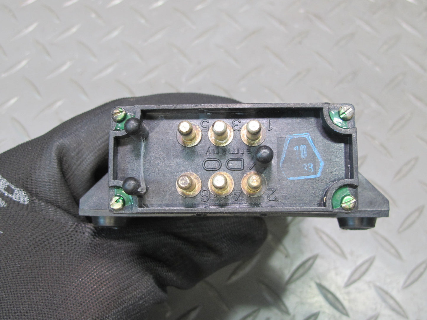 82-83 Mercedes W123 240D Engine Speed Control Unit Module 0025452932 OEM