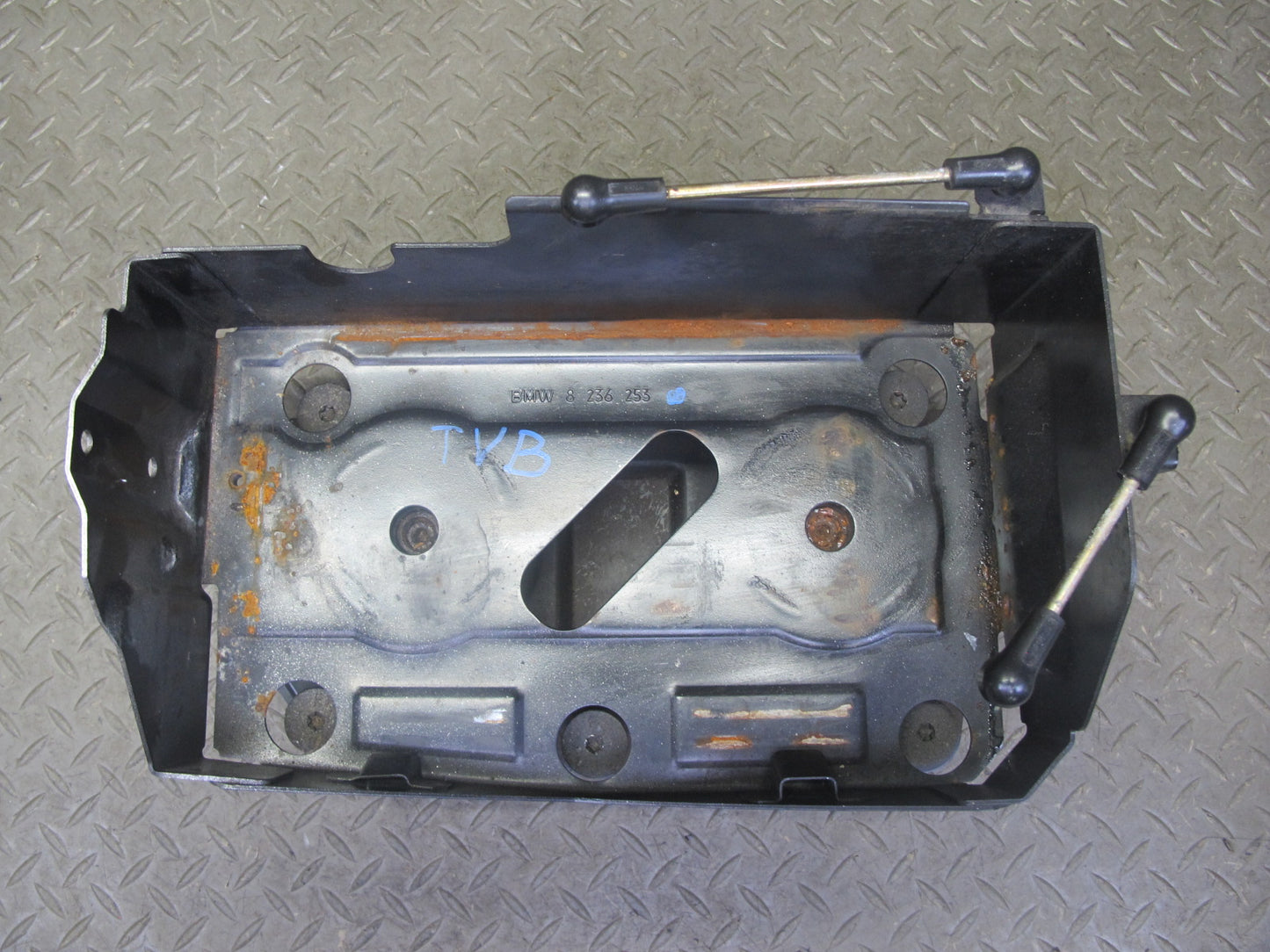 01-06 BMW E46 330ci Convertible Battery Tray Vibration Absorber Support OEM