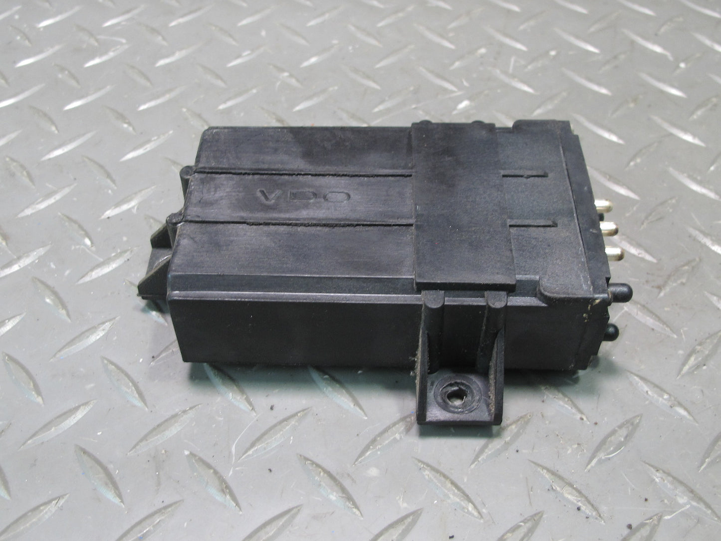 82-83 Mercedes W123 240D Engine Speed Control Unit Module 0025452932 OEM