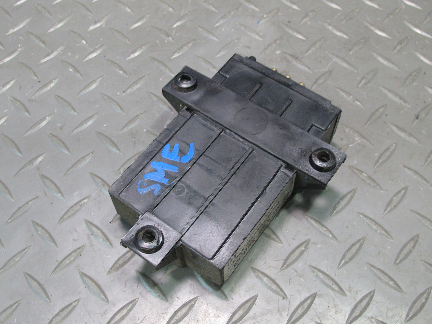 82-83 Mercedes W123 240D Engine Speed Control Unit Module 0025452932 OEM