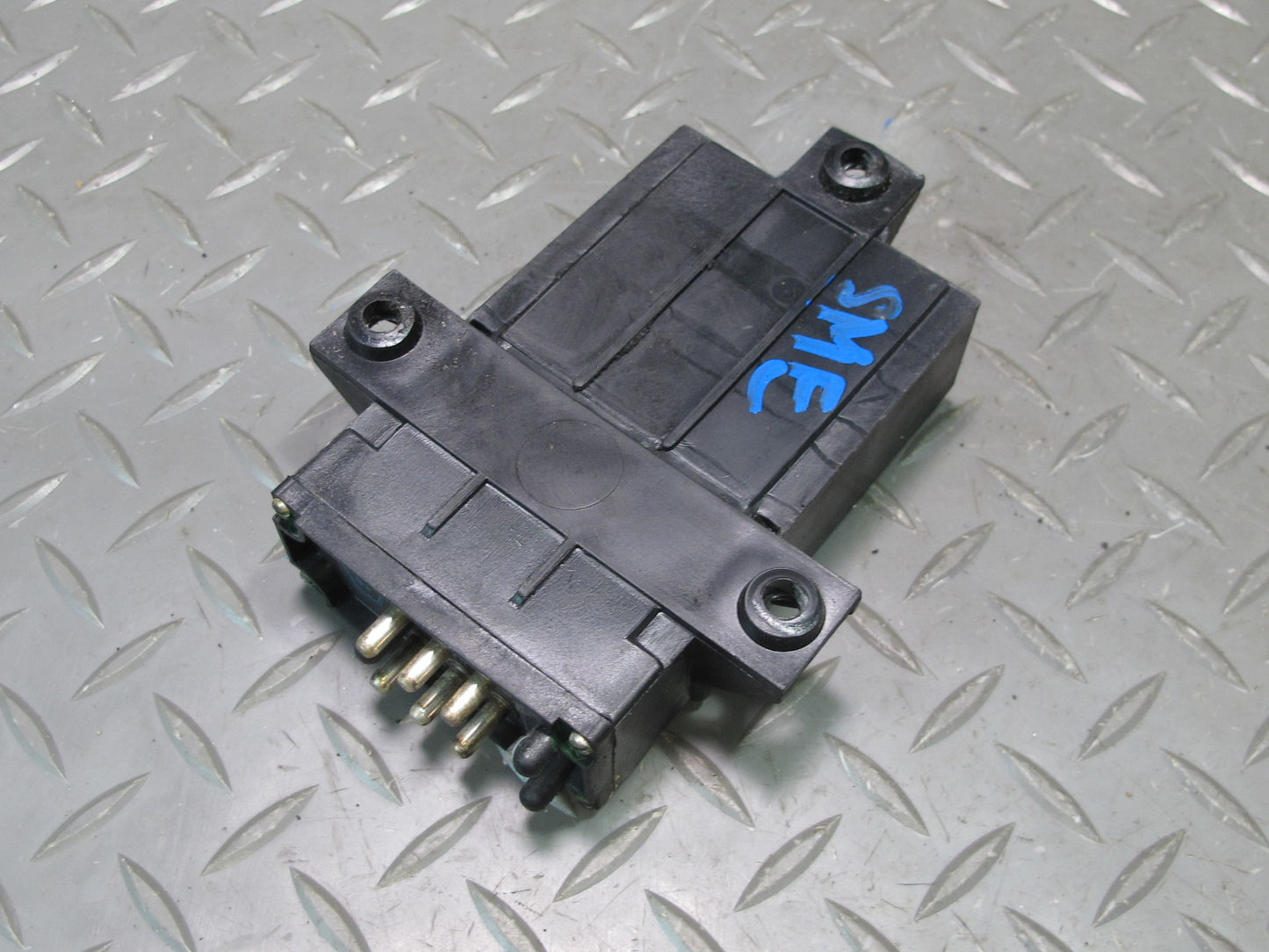 82-83 Mercedes W123 240D Engine Speed Control Unit Module 0025452932 OEM
