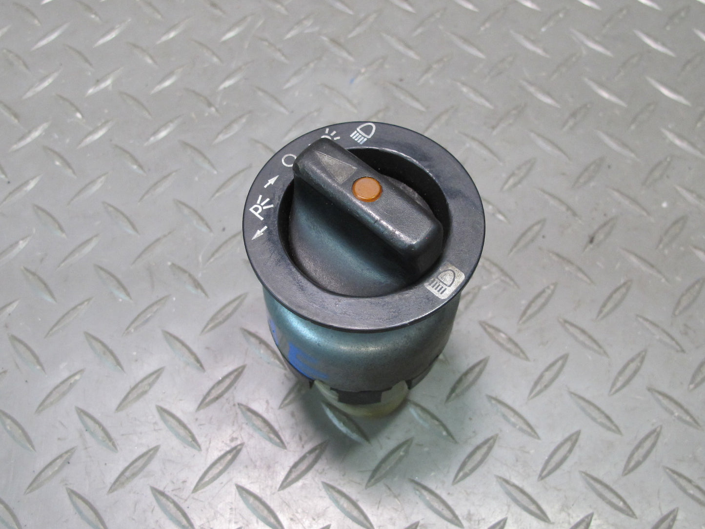 74-85 Mercedes W123 300D 240D Headlight Lamp Knob Switch OEM