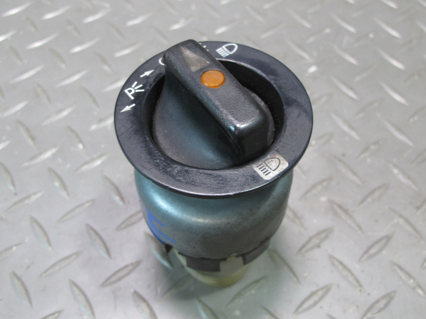 74-85 Mercedes W123 300D 240D Headlight Lamp Knob Switch OEM