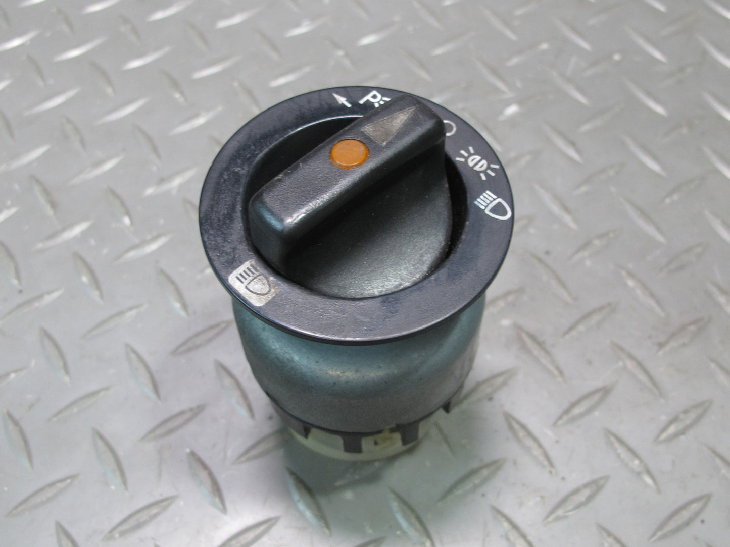 74-85 Mercedes W123 300D 240D Headlight Lamp Knob Switch OEM