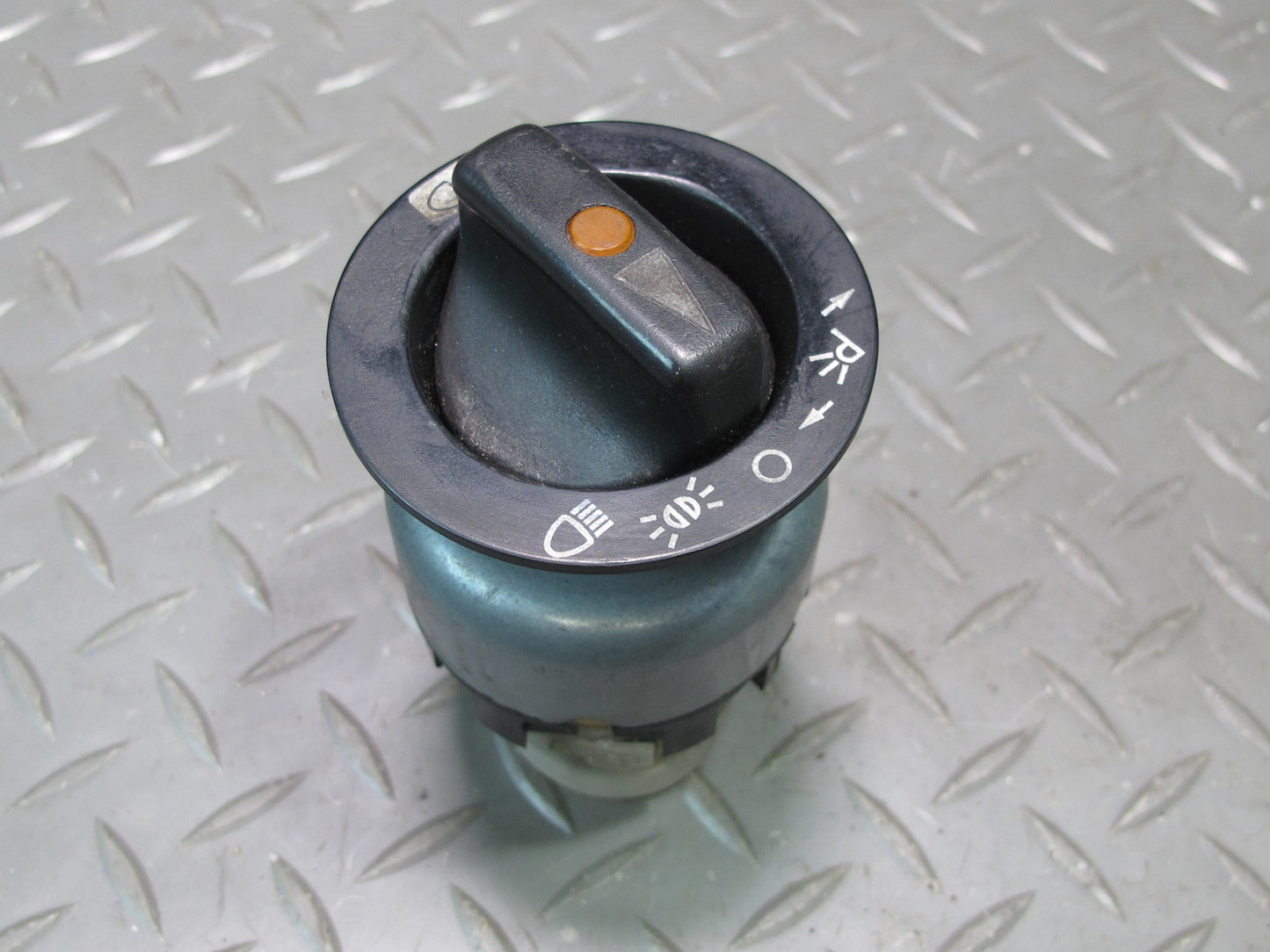 74-85 Mercedes W123 300D 240D Headlight Lamp Knob Switch OEM