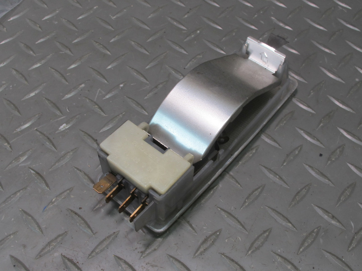 80-85 Mercedes W123 300D 240D Sedan Front & Rear Dome Interior Light Lamp OEM