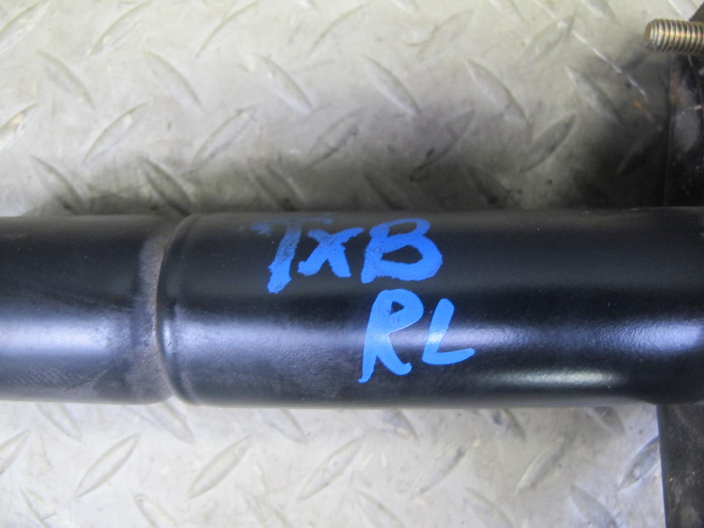 93-99 BMW E36 328ic Set of 2 Rear Bumper Left & Right Shock Absorber OEM