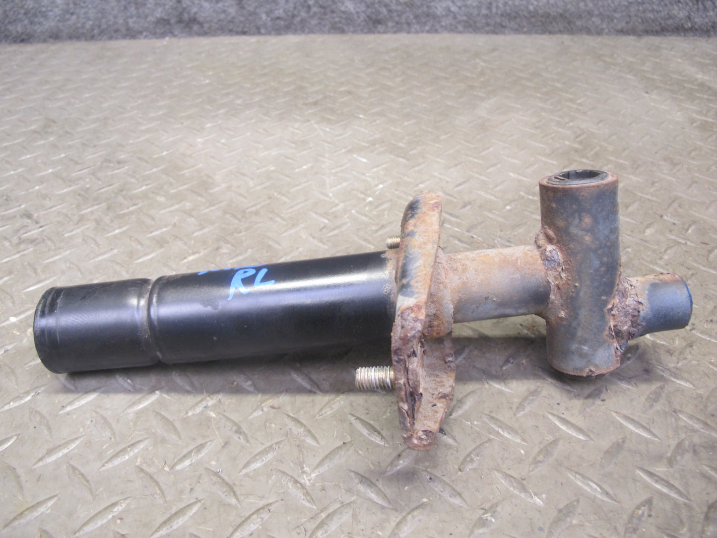 93-99 BMW E36 328ic Set of 2 Rear Bumper Left & Right Shock Absorber OEM