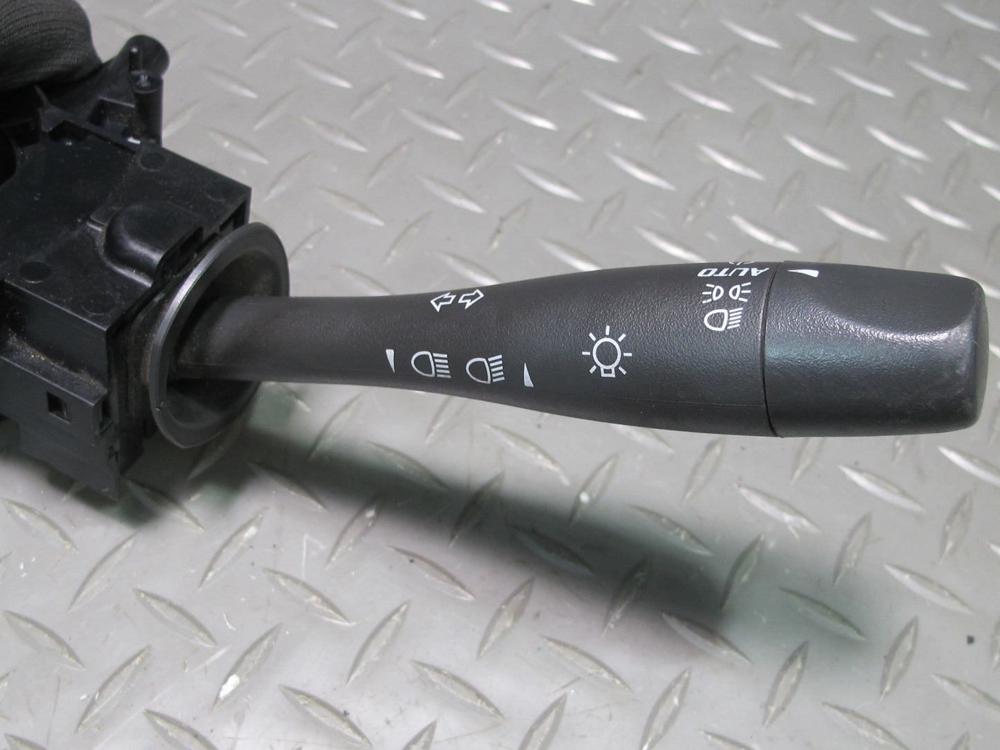 06-09 Pontiac Solstice Steering Column Wiper Headlight Turn Signal Switch OEM