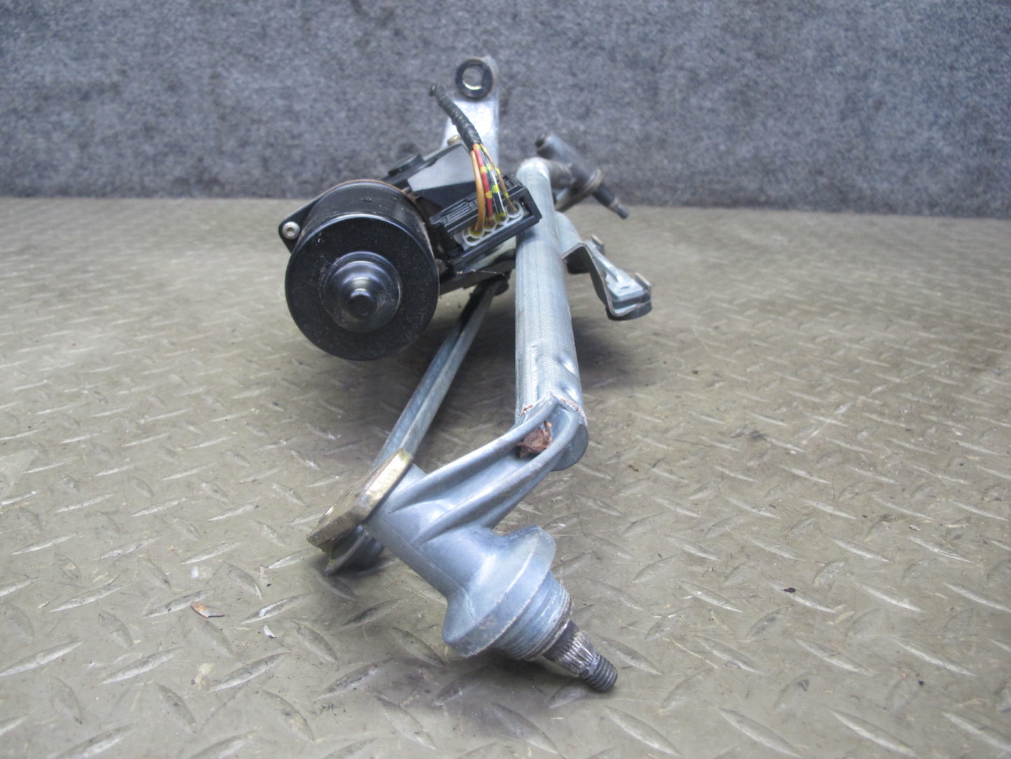 95-99 BMW E36 328iC 2DOOR Windshield Wiper Transmission Linkage w Motor OEM