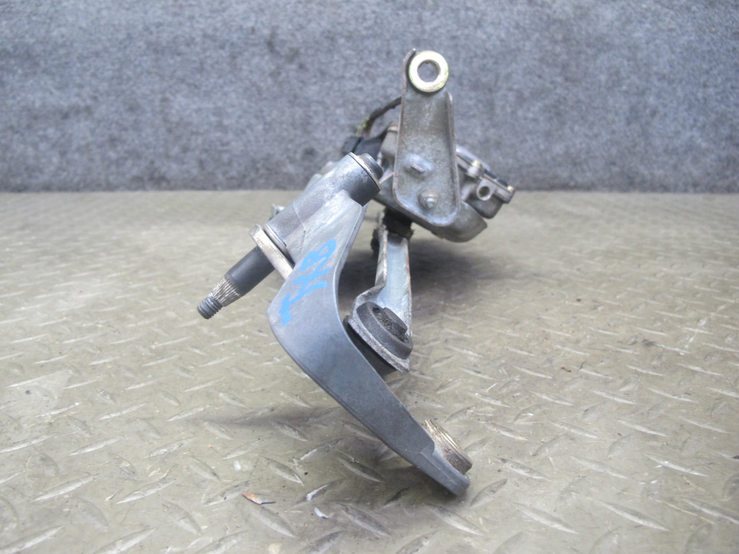 95-99 BMW E36 328iC 2DOOR Windshield Wiper Transmission Linkage w Motor OEM