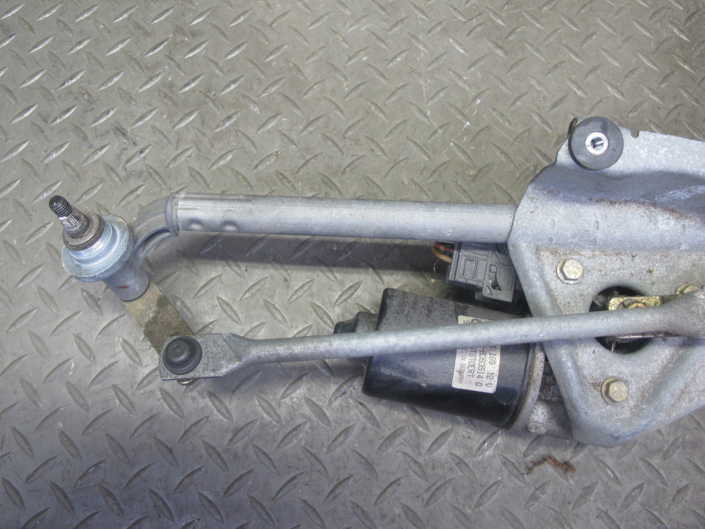 95-99 BMW E36 328iC 2DOOR Windshield Wiper Transmission Linkage w Motor OEM