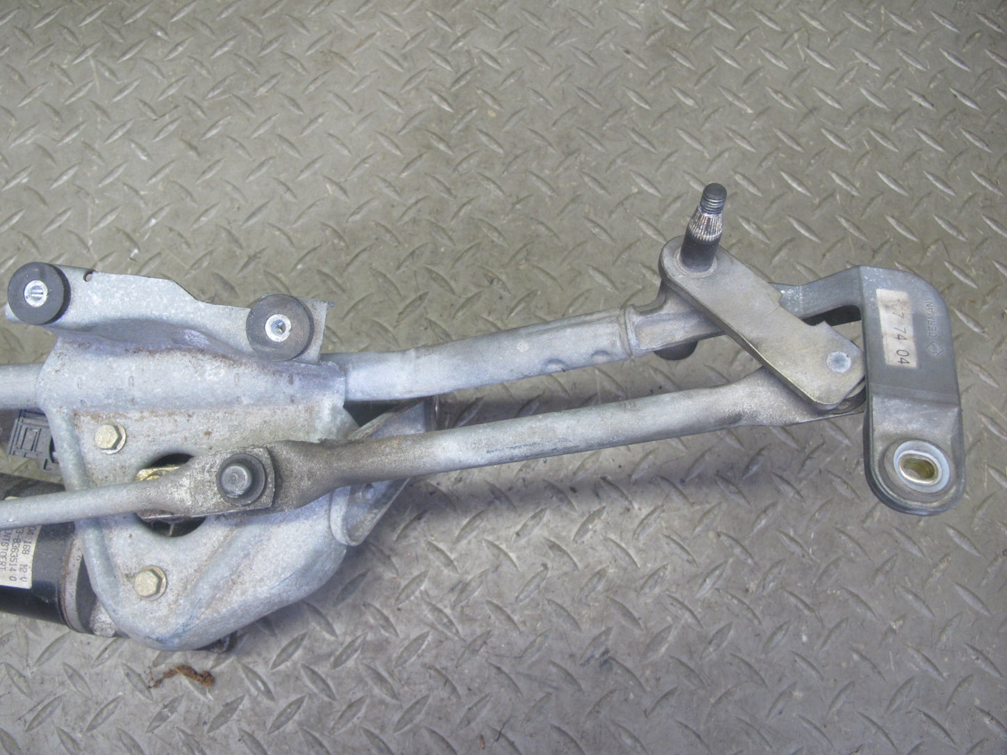 95-99 BMW E36 328iC 2DOOR Windshield Wiper Transmission Linkage w Motor OEM