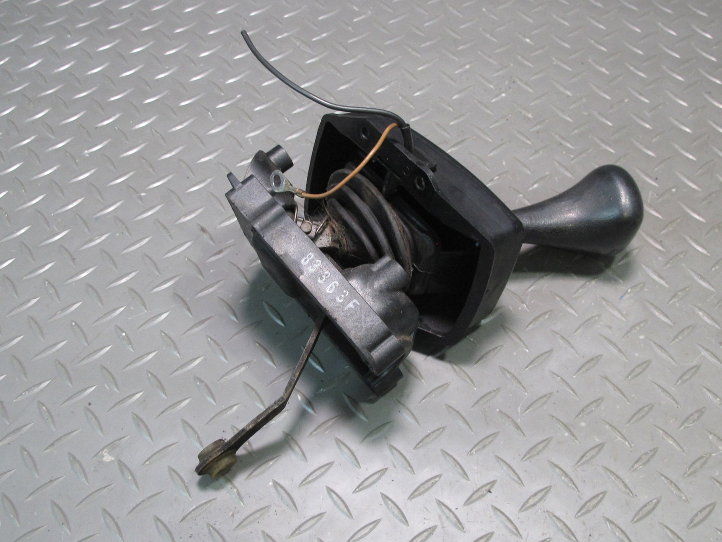 82-85 Mercedes W123 300D 240D A/T Automatic Transmission Gear Shifter Black OEM