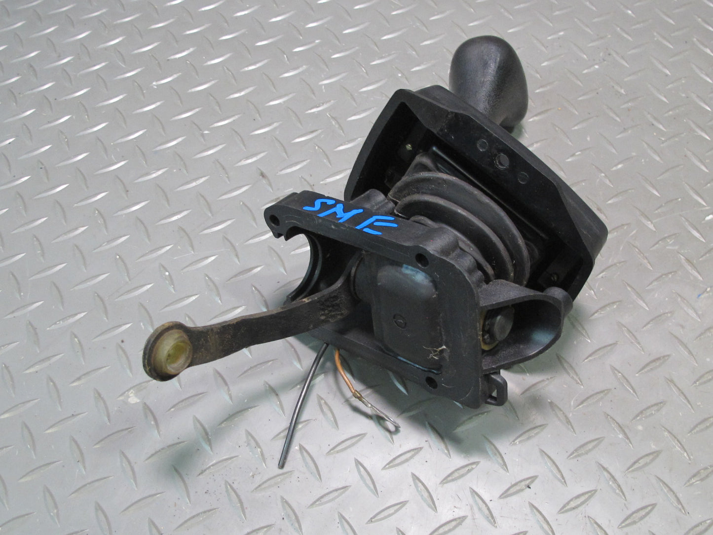 82-85 Mercedes W123 300D 240D A/T Automatic Transmission Gear Shifter Black OEM