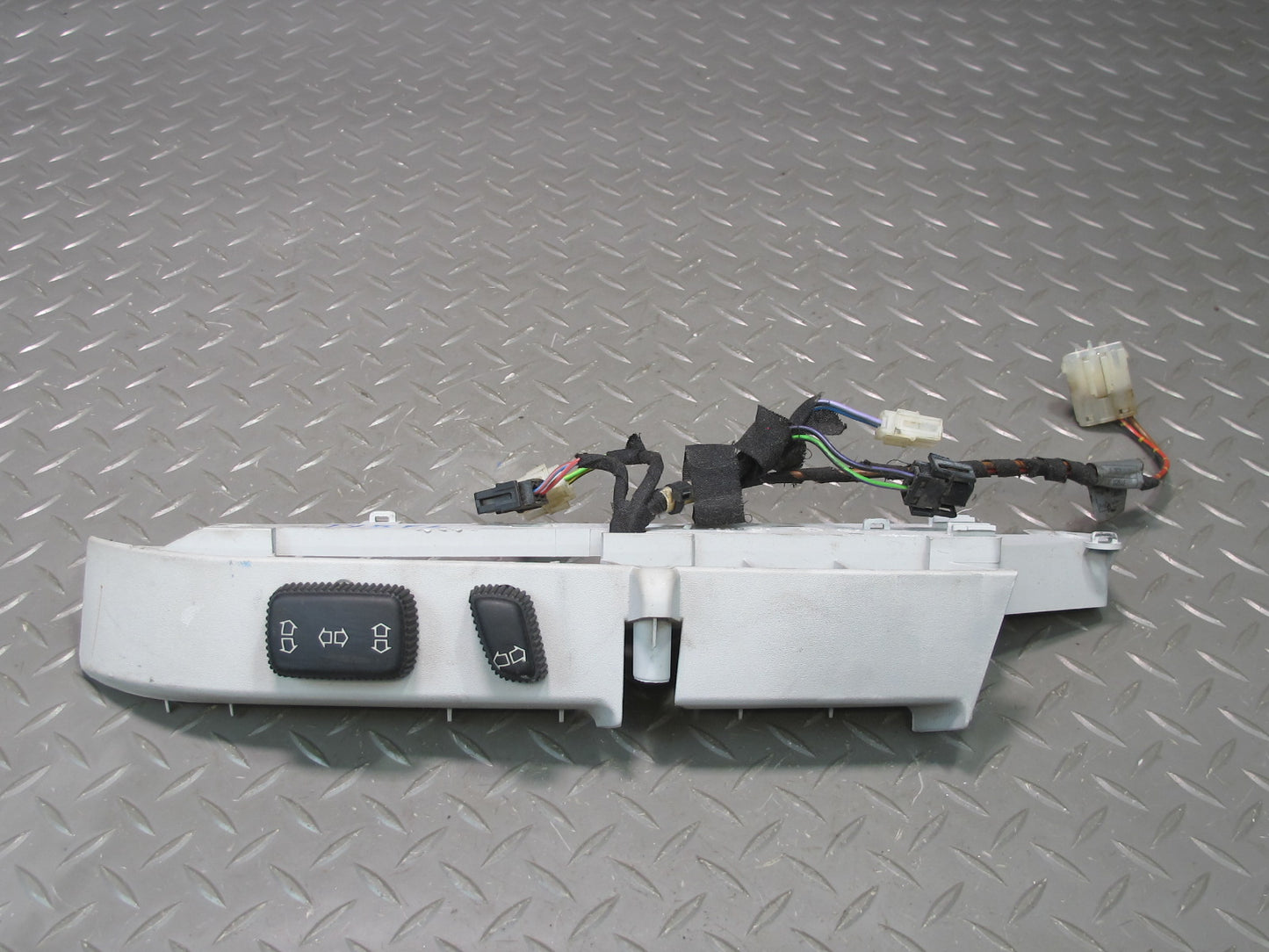 94-99 BMW E36 325iC 328iC Front Left Seat Adjustment Switch w Trim Gray OEM