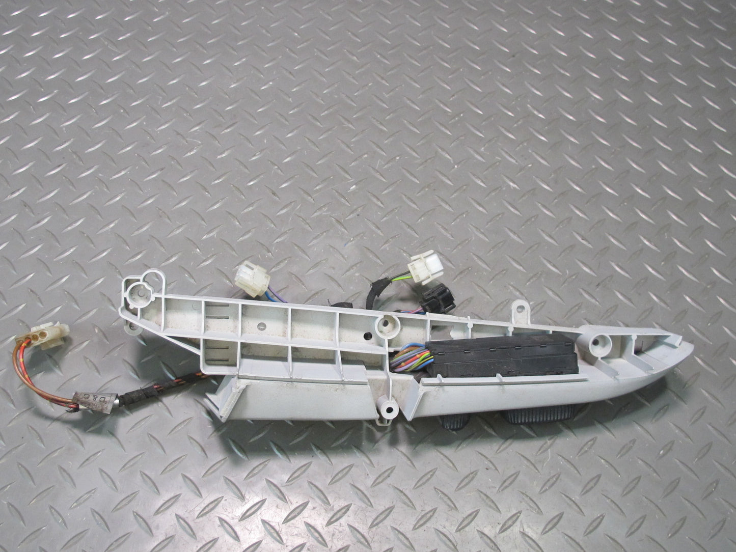 94-99 BMW E36 325iC 328iC Front Right Seat Adjustment Switch w Trim OEM