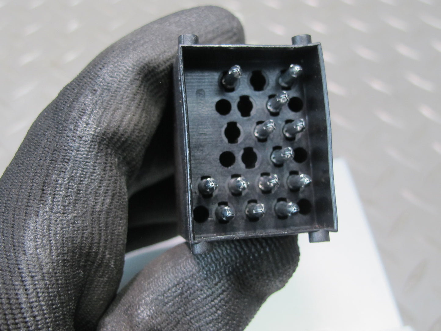 Pioneer DEH-X3500UI CD/MP3/USB Player Receiver Removable Face w Harness & Remote