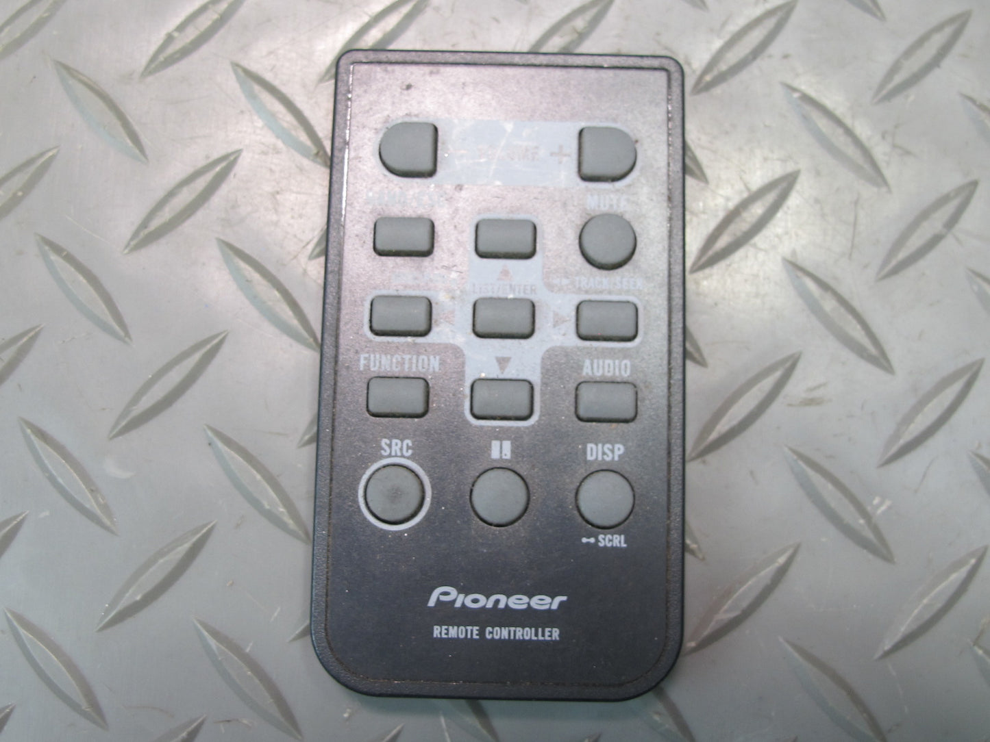 Pioneer DEH-X3500UI CD/MP3/USB Player Receiver Removable Face w Harness & Remote