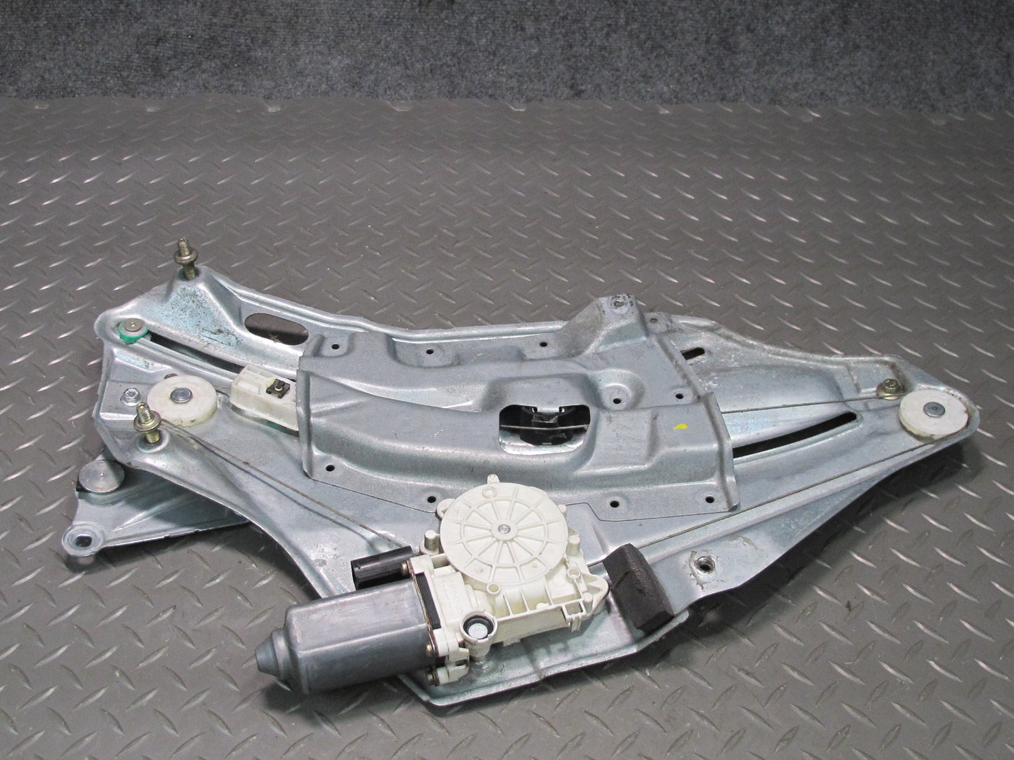 94-99 BMW E36 328iC Convertible Rear Left Quarter Window Regulator w Motor OEM