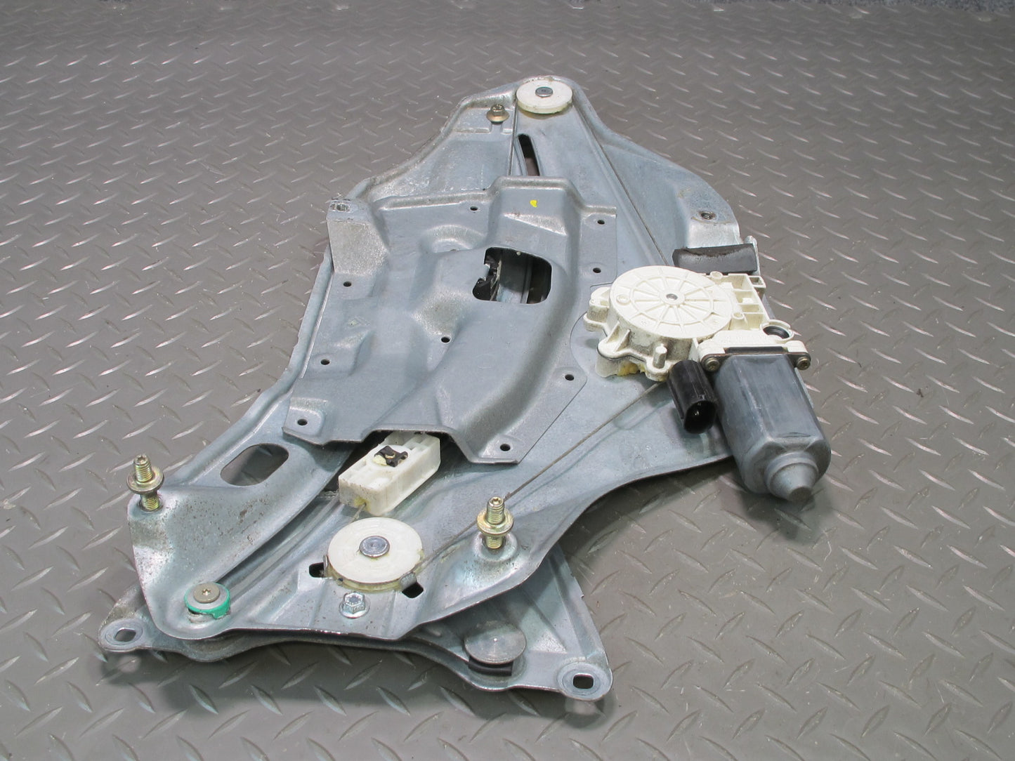 94-99 BMW E36 328iC Convertible Rear Left Quarter Window Regulator w Motor OEM