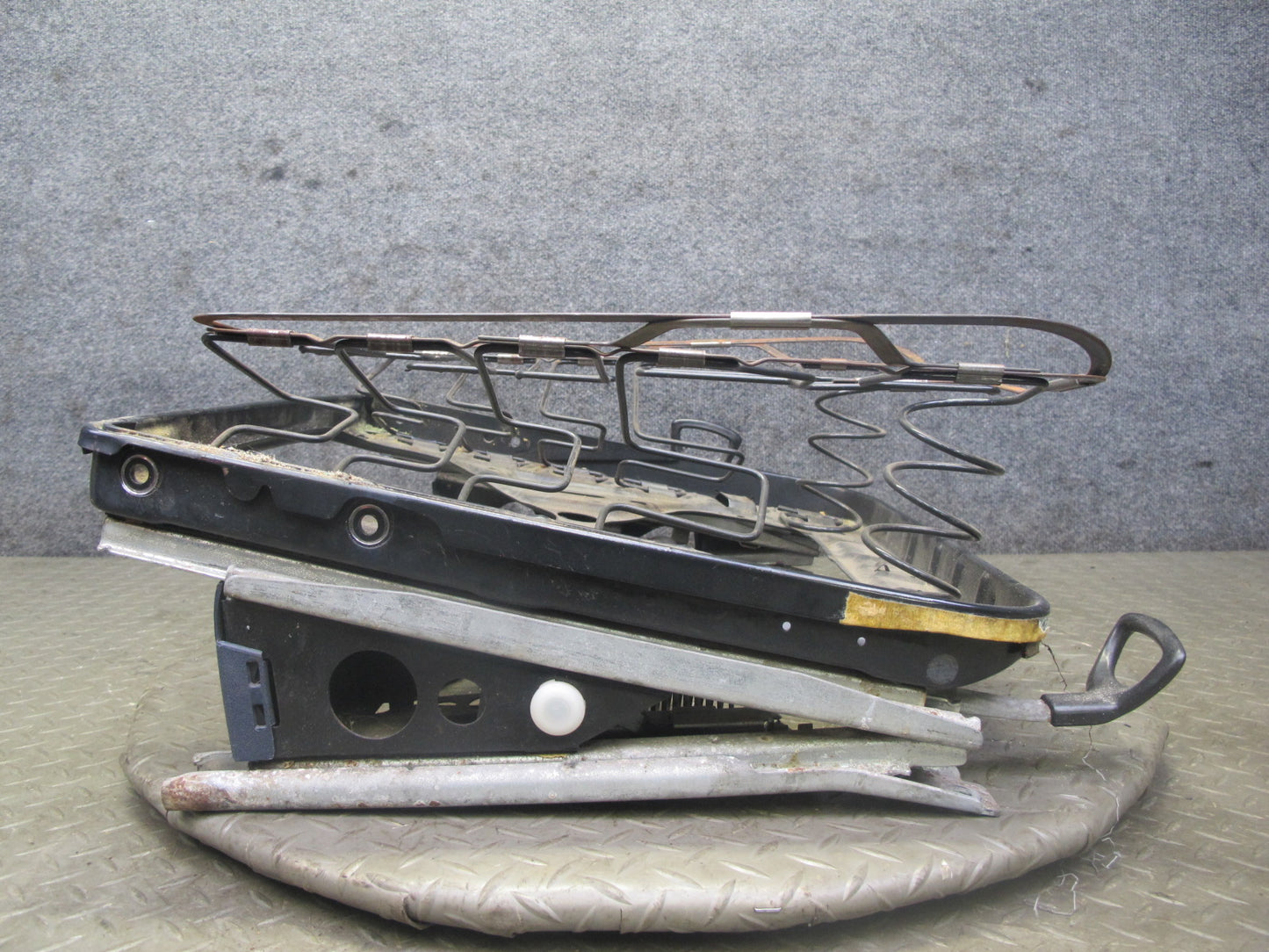 77-85 Mercedes W123 300D 240D Sedan Front Left Driver Seat Frame Track Rail OEM