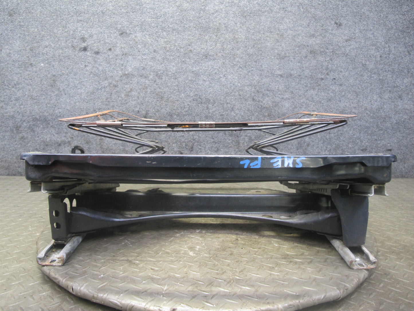 77-85 Mercedes W123 300D 240D Sedan Front Left Driver Seat Frame Track Rail OEM