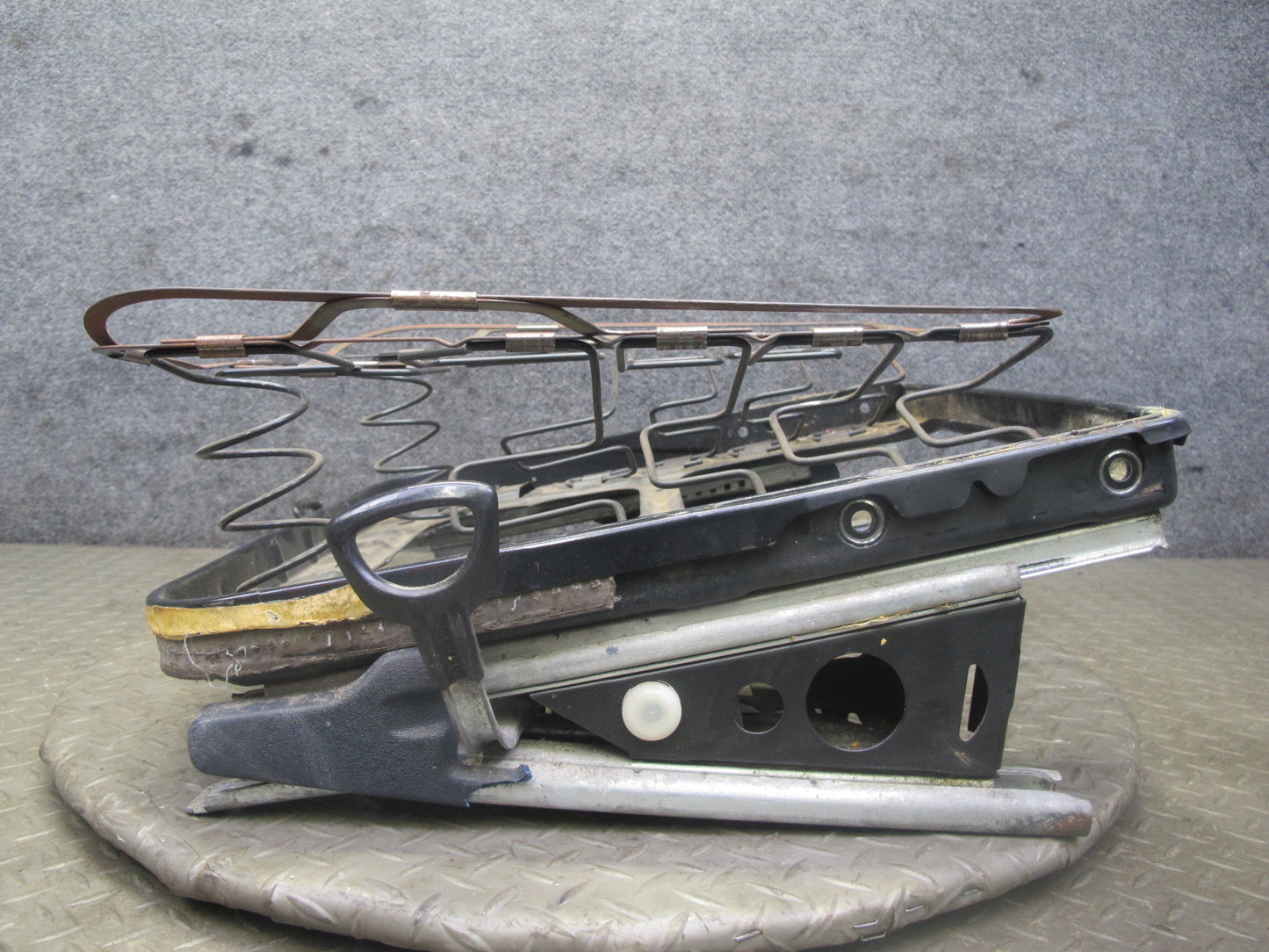 77-85 Mercedes W123 300D 240D Sedan Front Left Driver Seat Frame Track Rail OEM