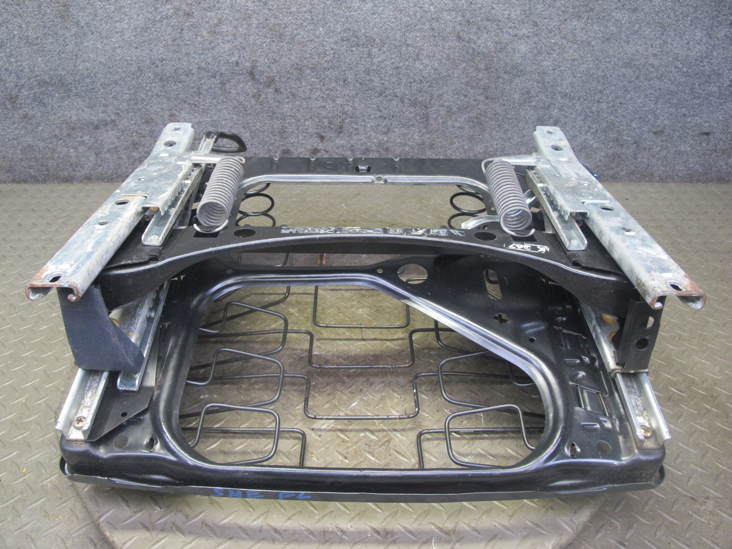 77-85 Mercedes W123 300D 240D Sedan Front Left Driver Seat Frame Track Rail OEM