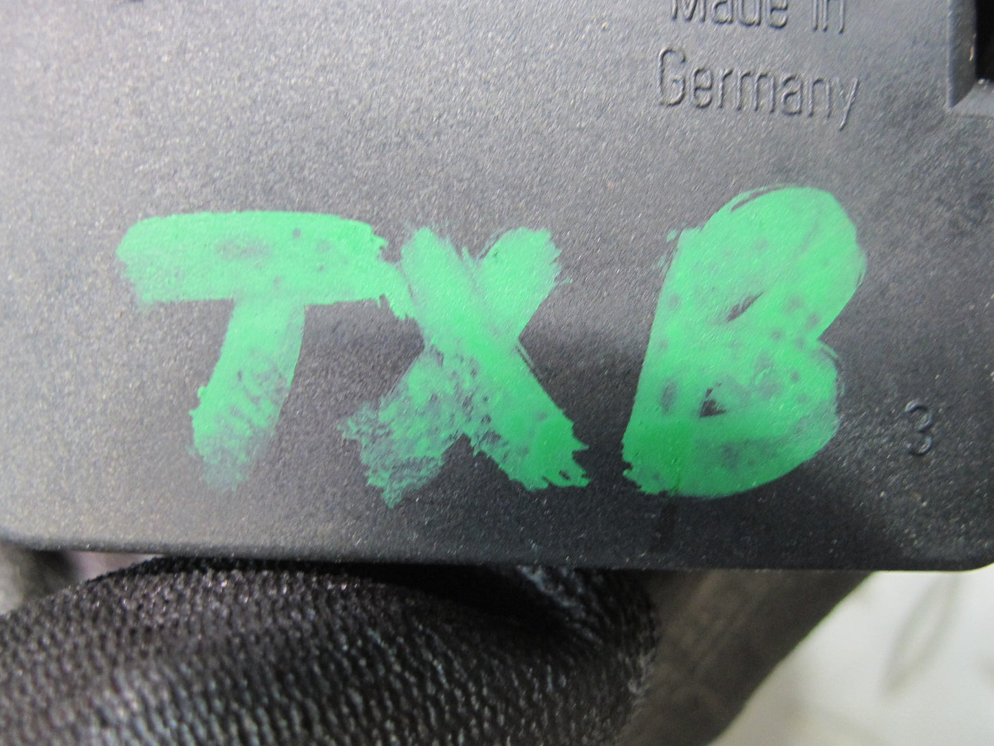 95-99 BMW E36 328ic Convertible Rear Trunk Lid Latch Lock Actuator Motor OEM