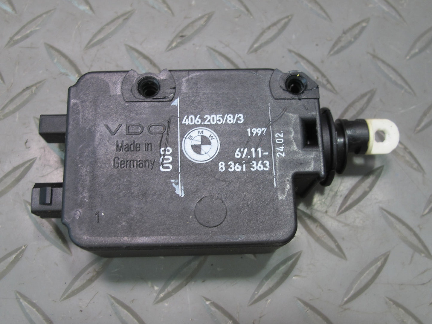 95-99 BMW E36 328ic Convertible Rear Trunk Lid Latch Lock Actuator Motor OEM