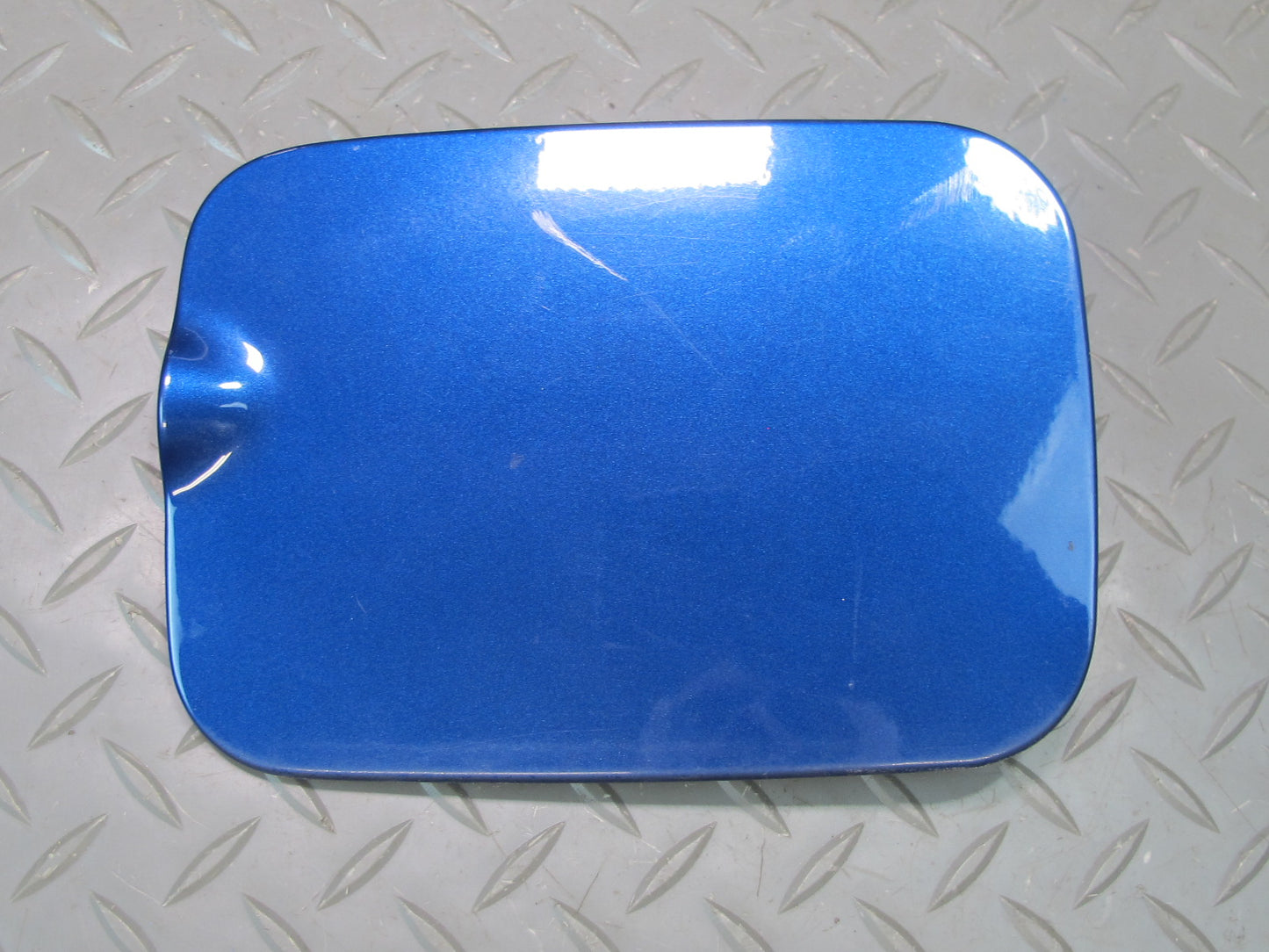93-99 BMW E36 328ci Fuel Tank Filler Door Lid Cover Avus Blue Metallic OEM