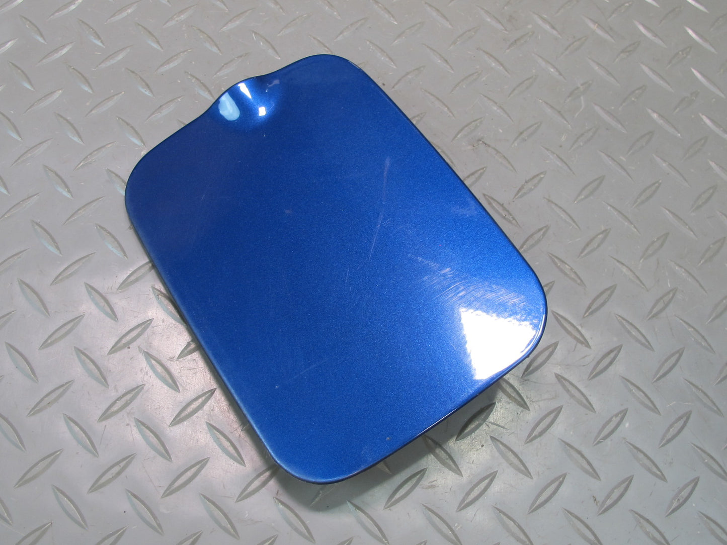 93-99 BMW E36 328ci Fuel Tank Filler Door Lid Cover Avus Blue Metallic OEM