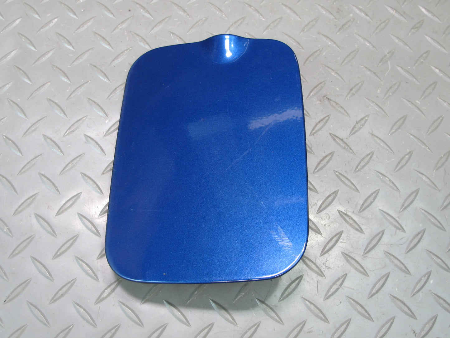 93-99 BMW E36 328ci Fuel Tank Filler Door Lid Cover Avus Blue Metallic OEM