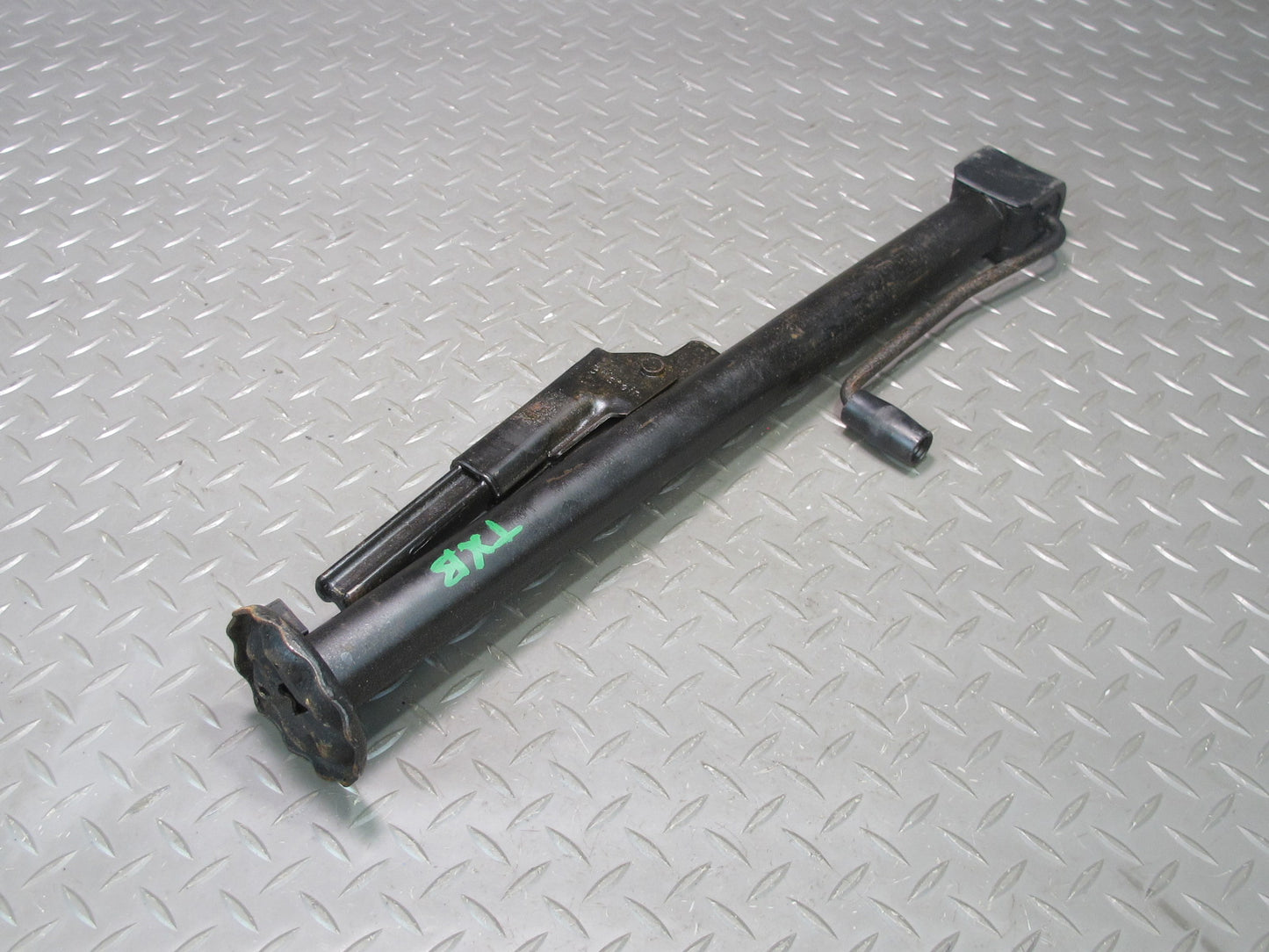 94-99 BMW E36 328ci Emergency Spare Tire Lift Jack 1181419 OEM