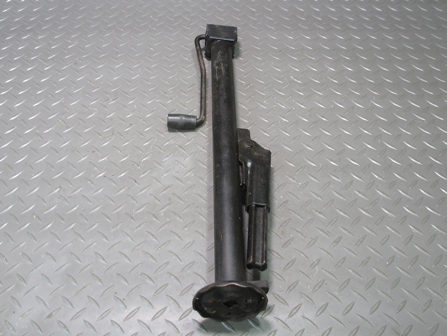 94-99 BMW E36 328ci Emergency Spare Tire Lift Jack 1181419 OEM