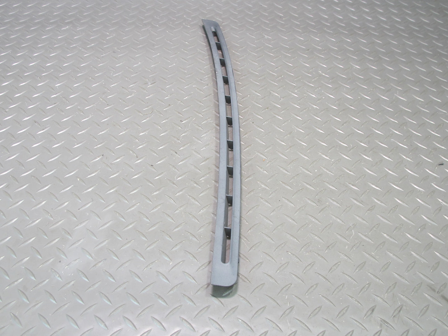 94-99 BMW E36 328ci Set of 2 Dash Front Left & Right Defrost Air Vent Grille OEM