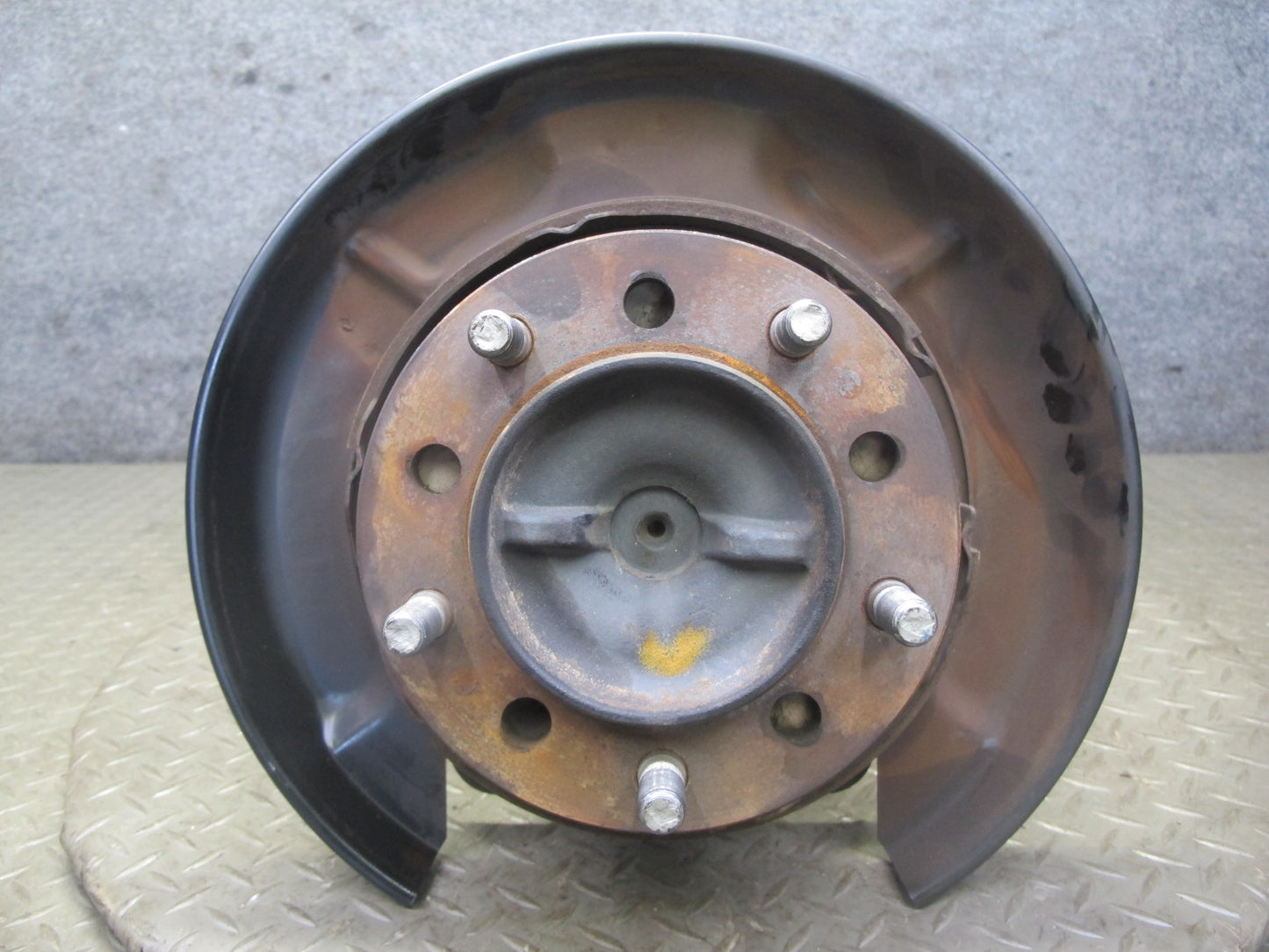 2003-2007 Lexus J100 LX470 Rear Left Driver Side Spindle Knuckle Wheel Hub