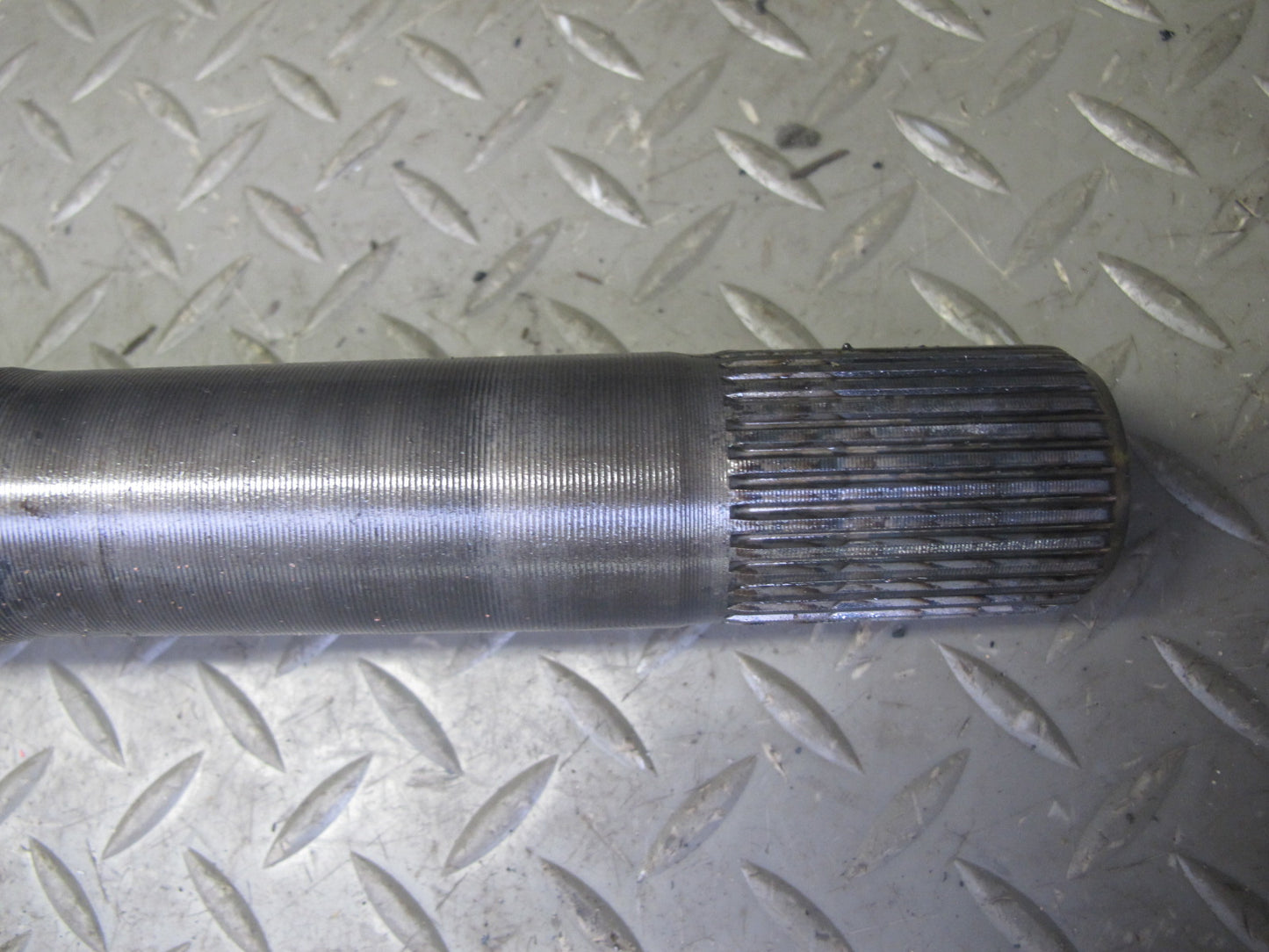 2003-2007 Lexus J100 LX470 Rear Left Driver Side Spindle Knuckle Wheel Hub