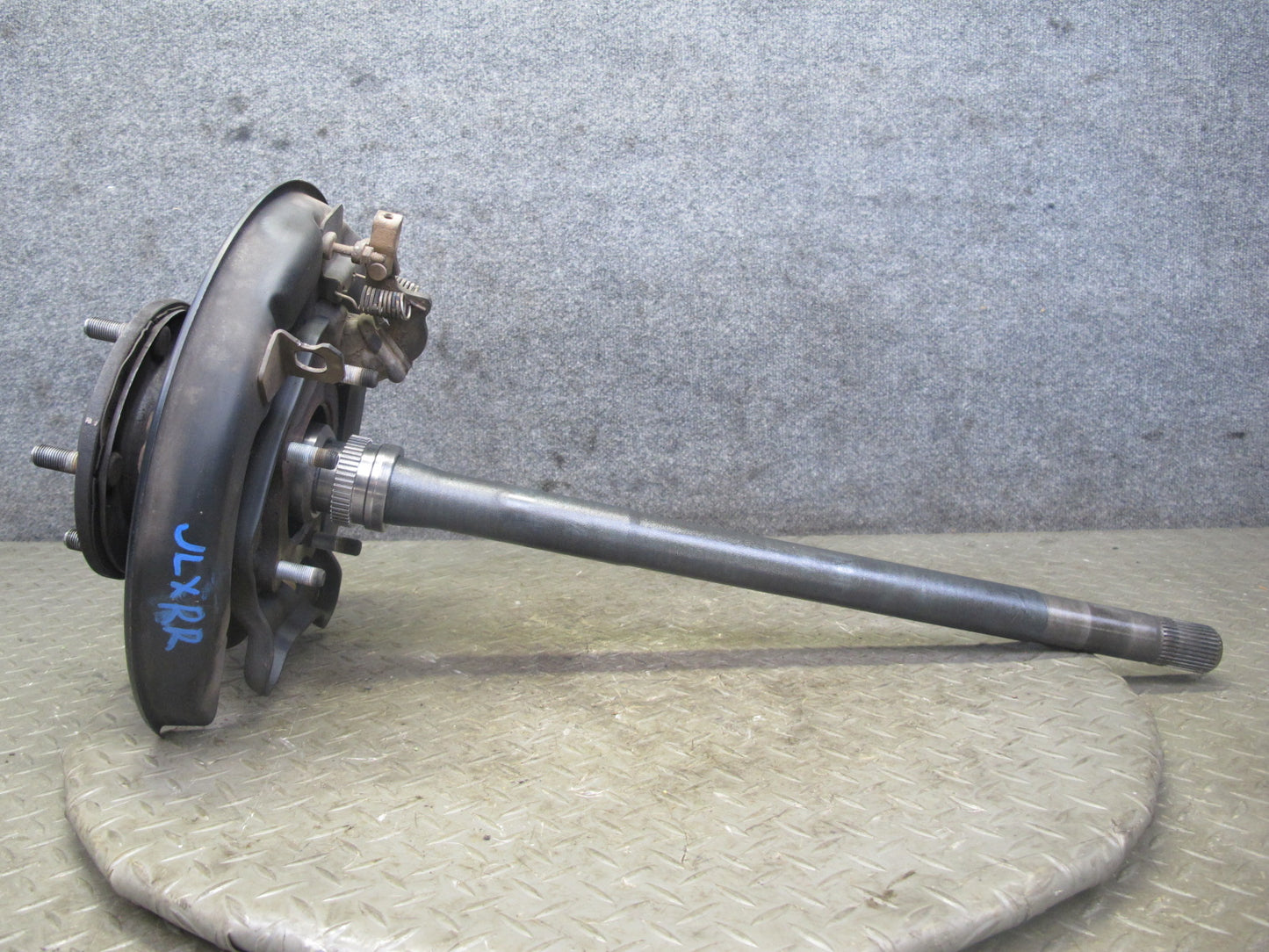 2003-2007 Lexus J100 LX470 Rear Right Pass Side Spindle Knuckle Wheel Hub