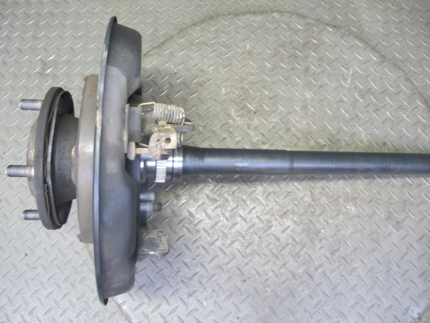 2003-2007 Lexus J100 LX470 Rear Right Pass Side Spindle Knuckle Wheel Hub