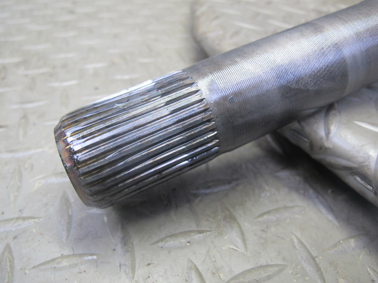 2003-2007 Lexus J100 LX470 Rear Right Pass Side Spindle Knuckle Wheel Hub