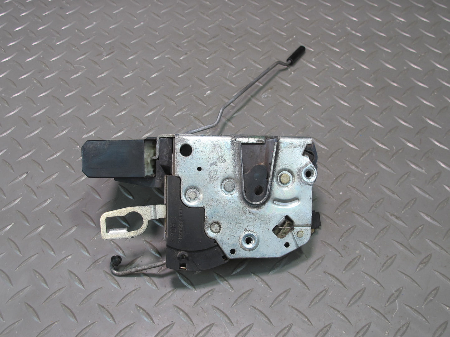 96-99 BMW E36 328ic Convertible Coupe Left Door Lock Latch Actuator OEM