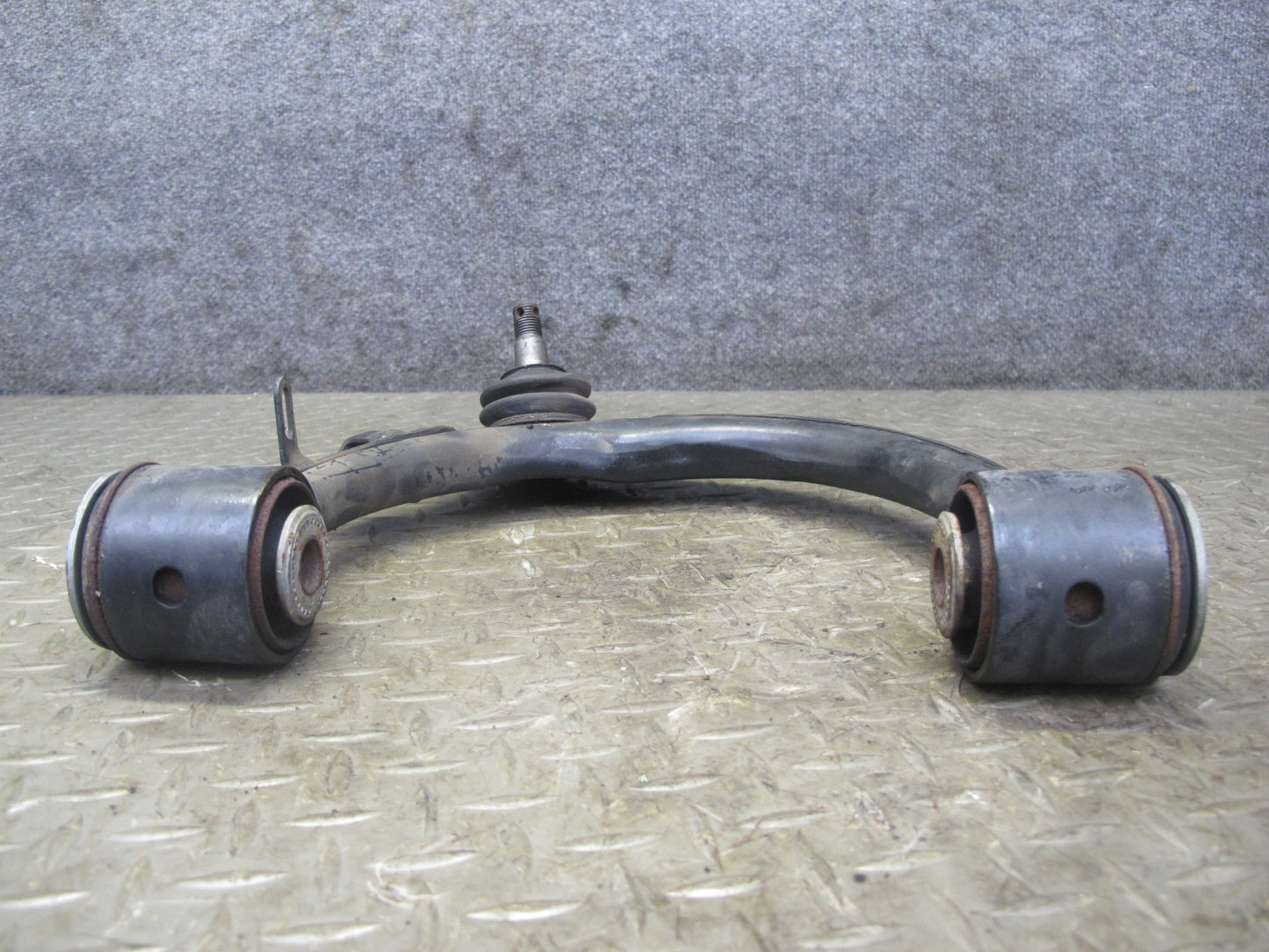 1998-2007 Lexus UZJ100L LX470 Front Left & Right Side Upper Control Arm Set